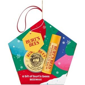 Burt’s Bees A Bit Of Burt’s Bees Beeswax Gift Set